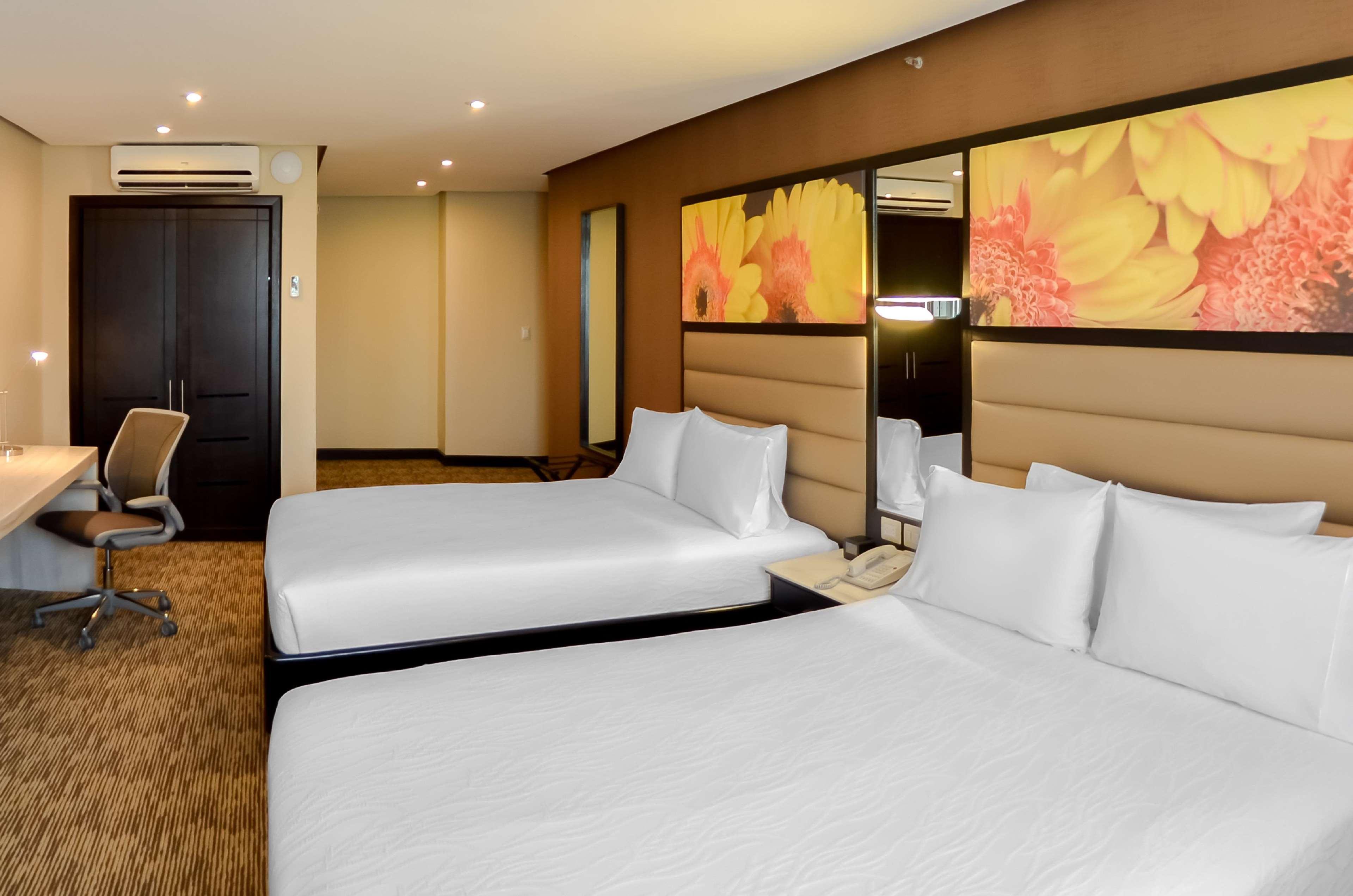 Hilton Garden Inn Guatemala Dış mekan fotoğraf