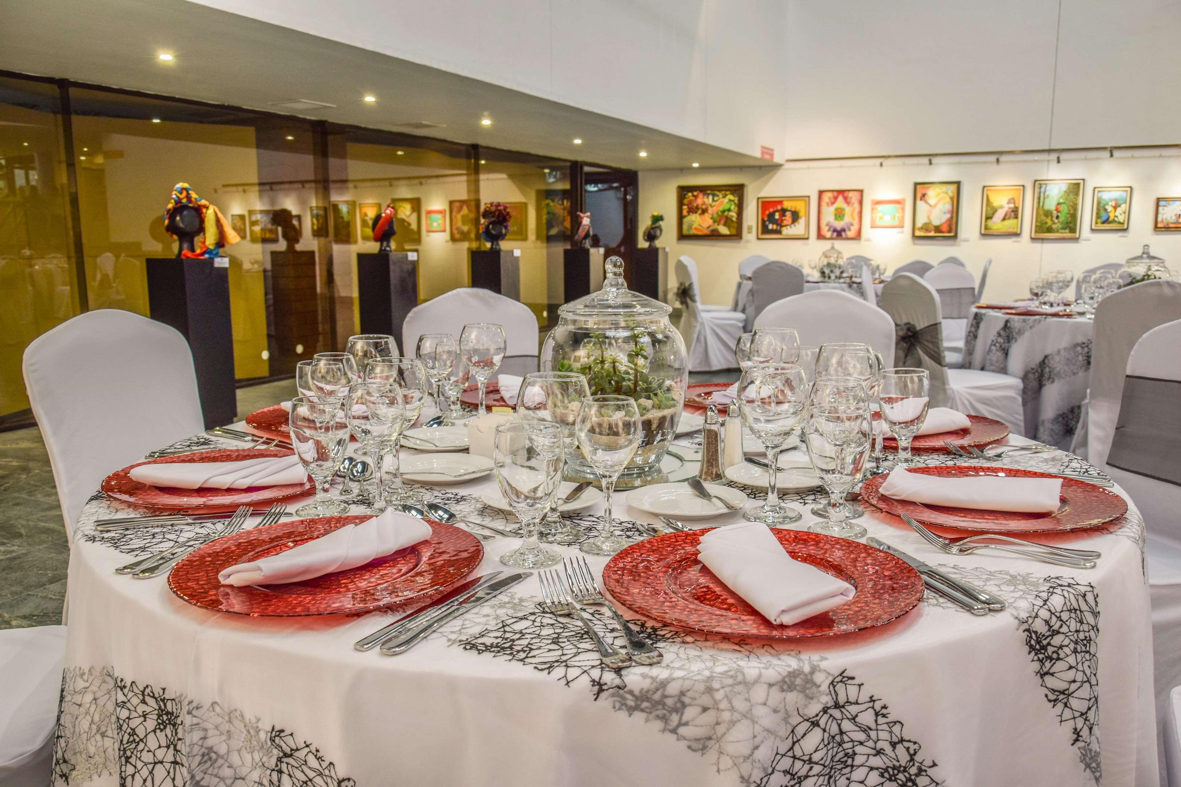 Hilton Garden Inn Guatemala Dış mekan fotoğraf