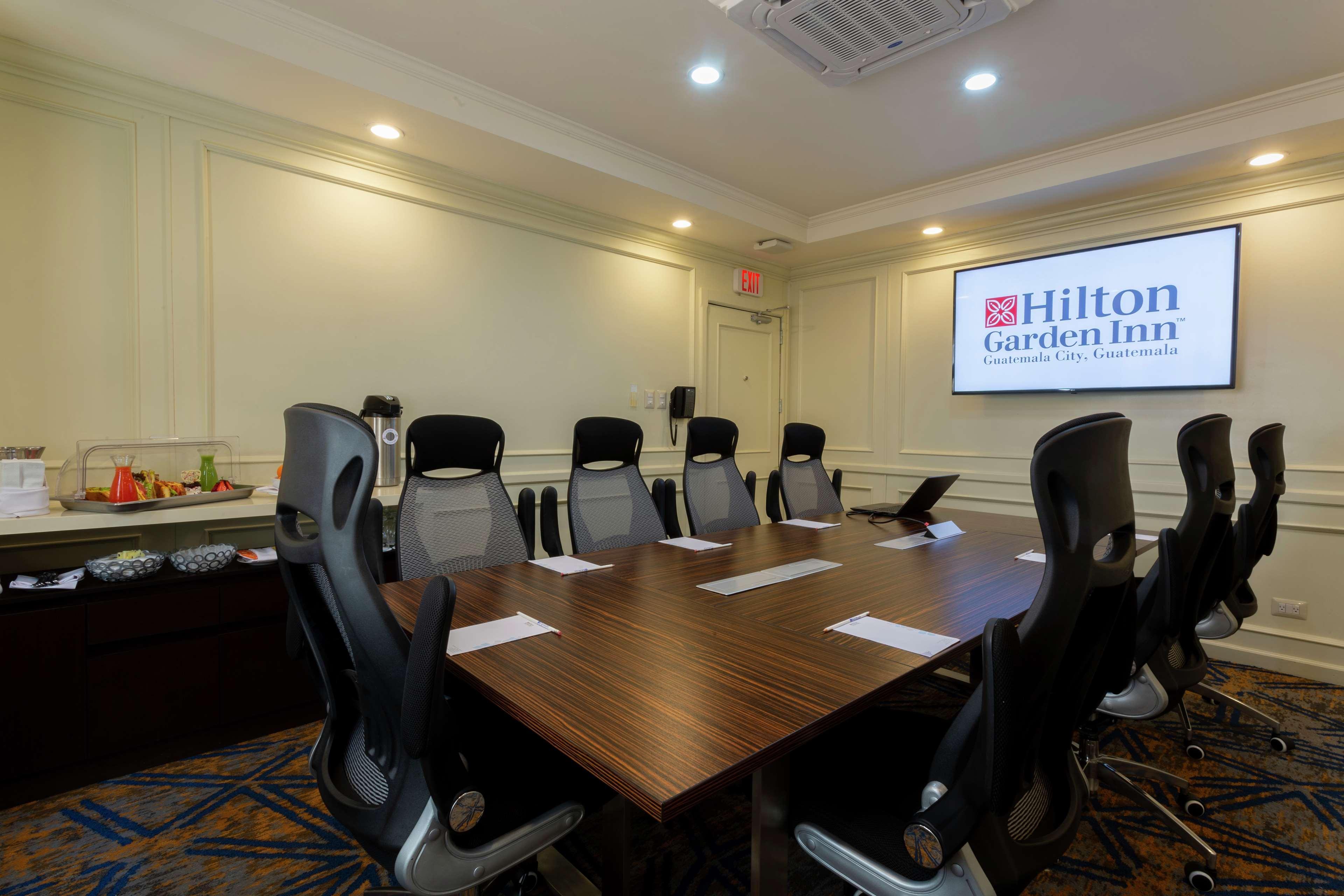 Hilton Garden Inn Guatemala Dış mekan fotoğraf