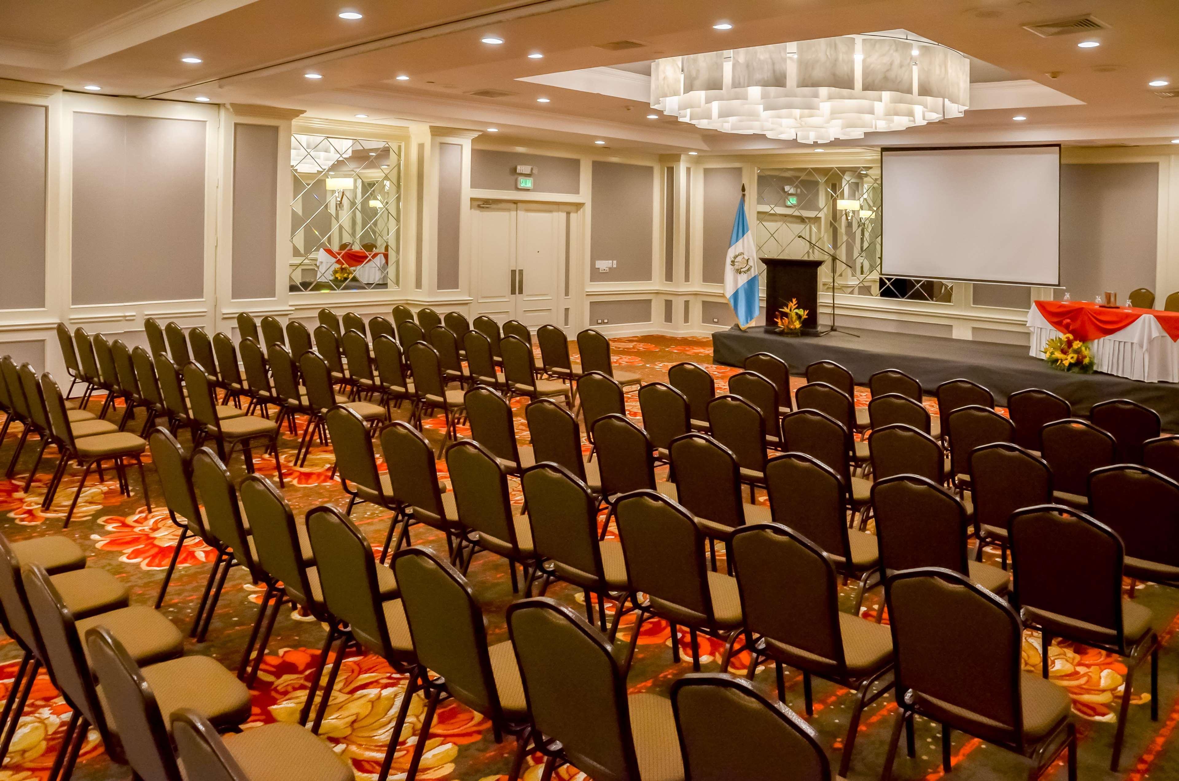 Hilton Garden Inn Guatemala Dış mekan fotoğraf